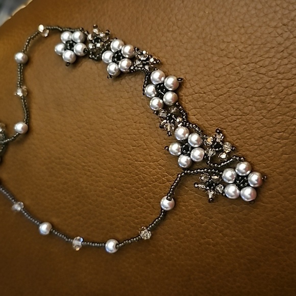 HANDMADE Fairycore Glass Beaded Pearl Floral Assymetric Necklace - Picture 3 of 5